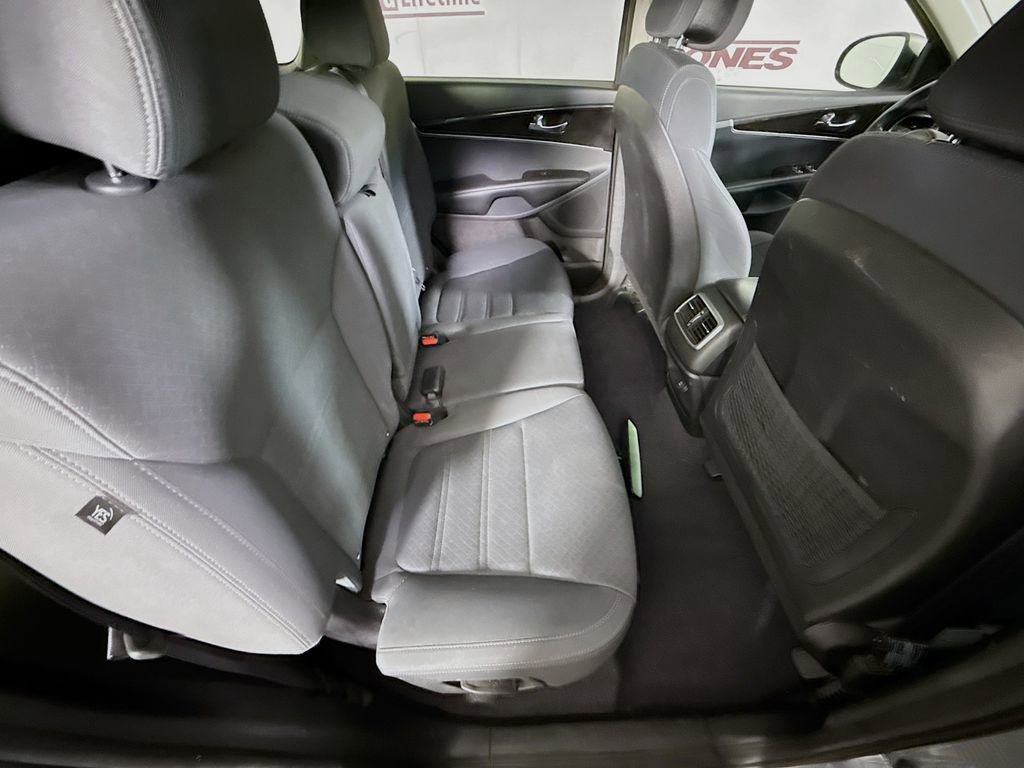 Used 2016 Kia Sorento L image 26