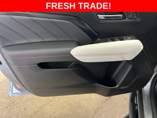 Used 2024 GMC Canyon AT4X AWD/4WD image 18