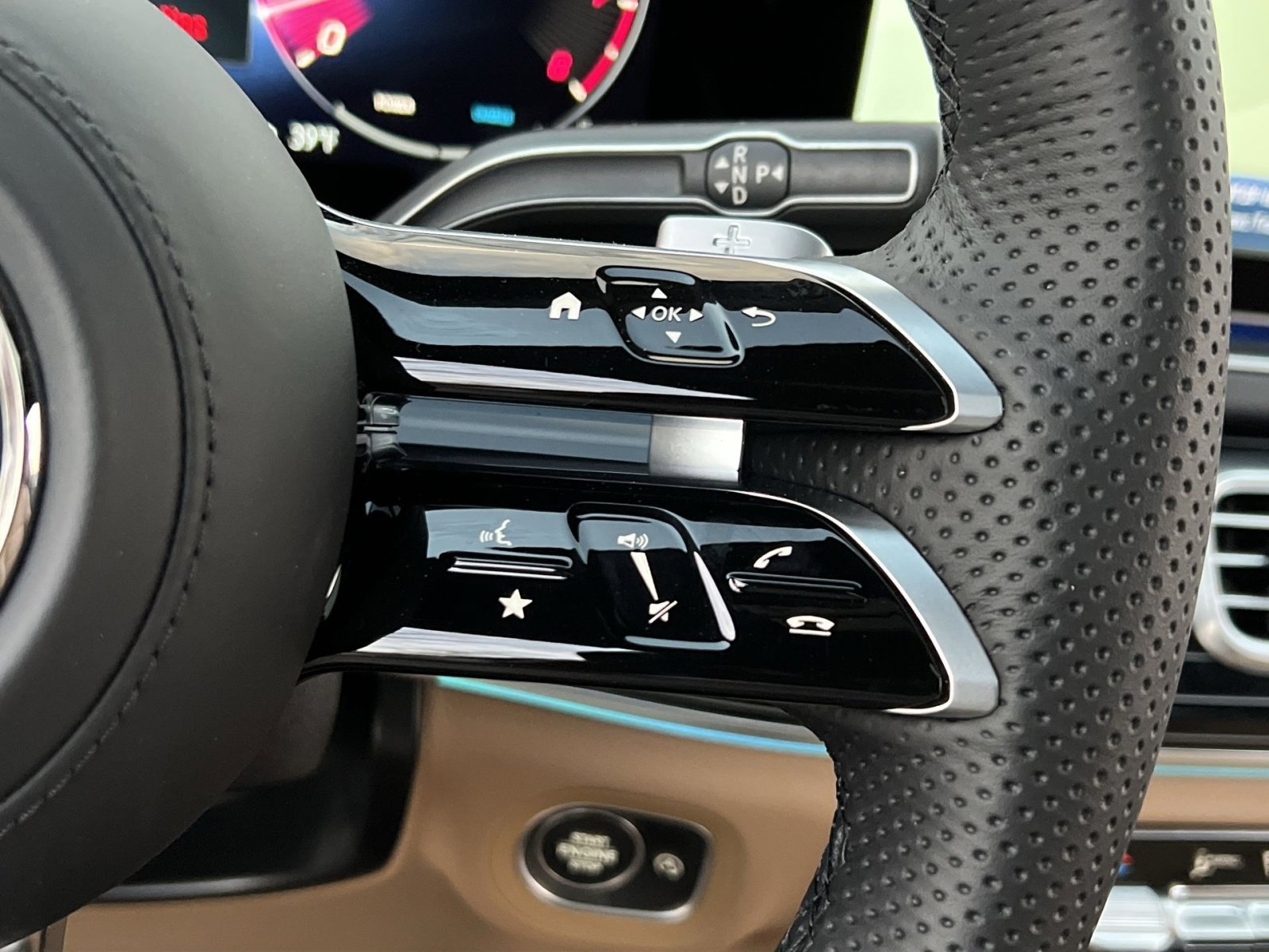 New 2026 Mercedes-Benz GLS 450 4MATIC image 30