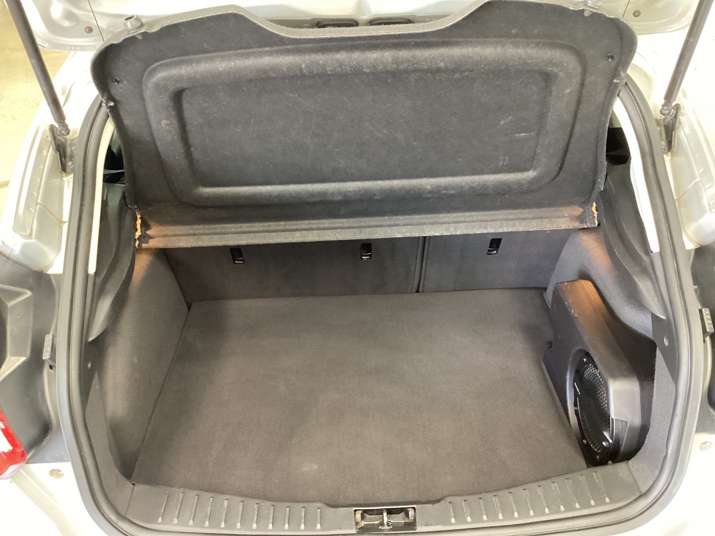 Used 2012 Ford Focus Titanium FWD image 5