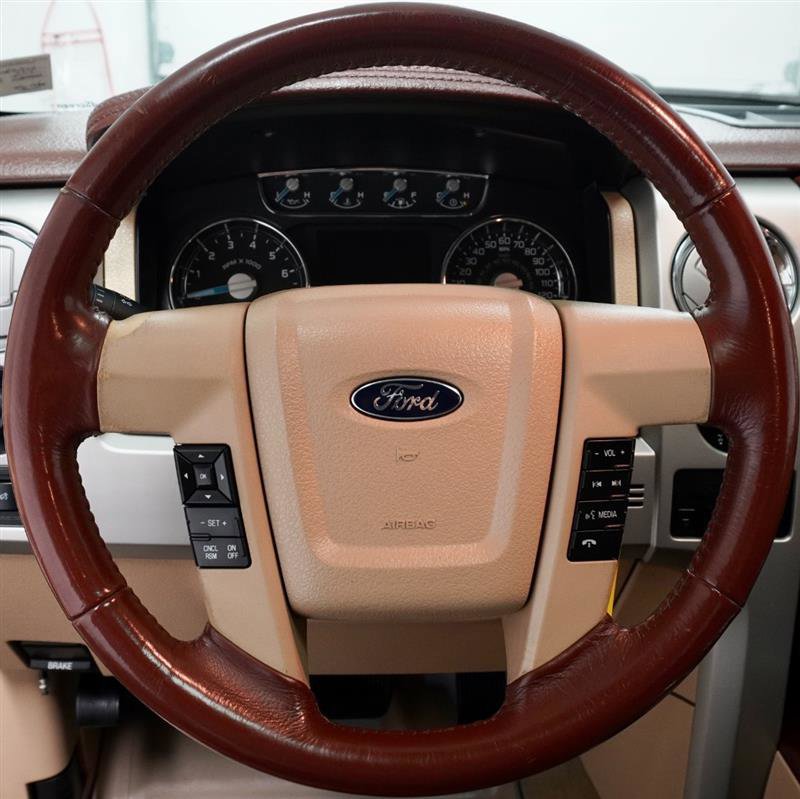 Used 2014 Ford F150 King Ranch w/ King Ranch Luxury Package image 13