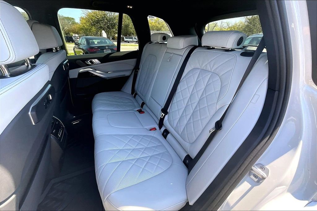New 2026 BMW X5 xDrive40i AWD/4WD image 23