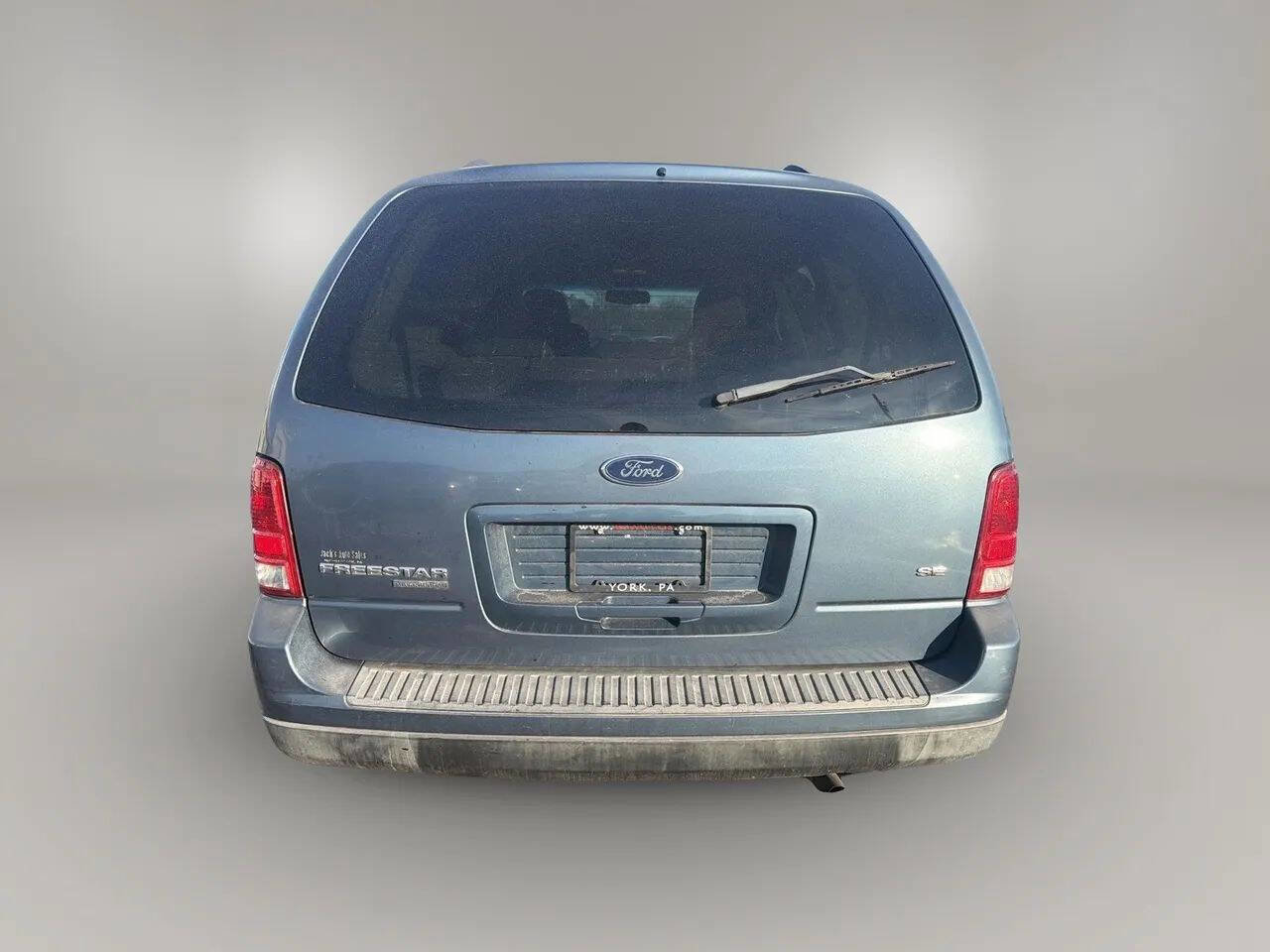 Used 2006 Ford Freestar SE image 3