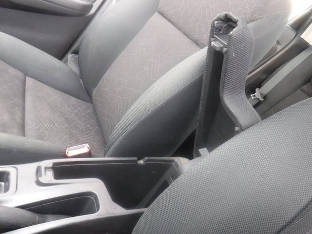 Used 2016 Honda Fit EX image 17