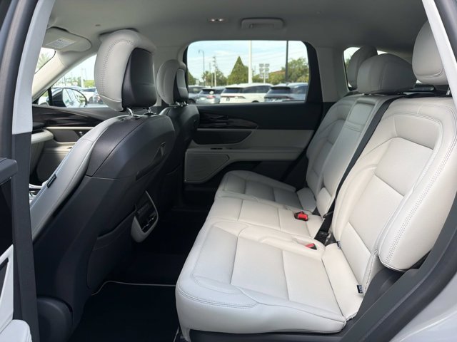 New 2026 Lincoln Nautilus Premier AWD/4WD image 16