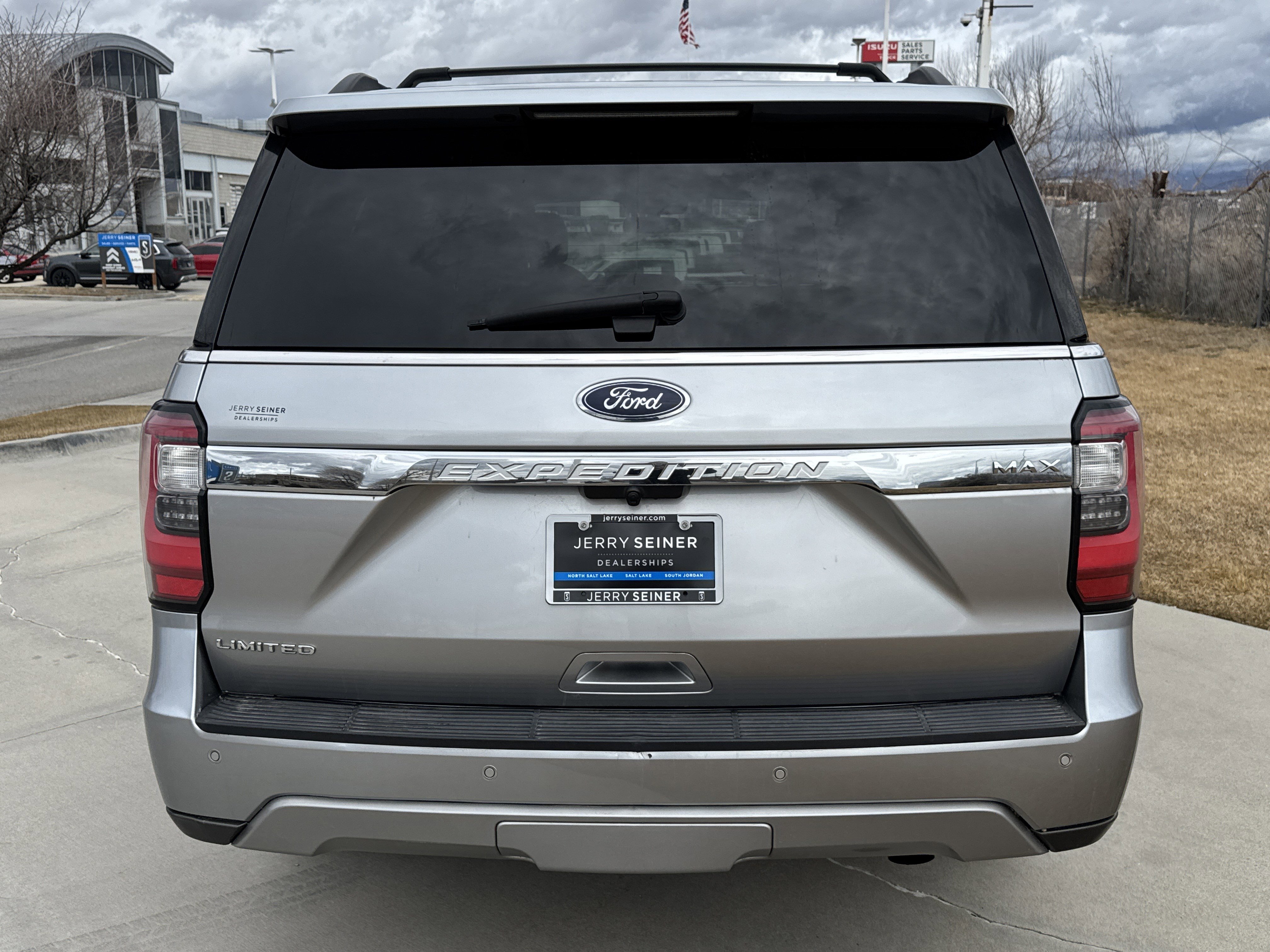 Used 2021 Ford Expedition Max Limited image 4