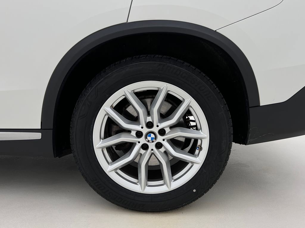 Certified 2022 BMW X5 xDrive40i w/ Luxury Seating Package image 27