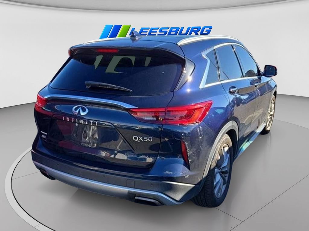 Used 2019 INFINITI QX50 Essential w/ Premium Heat Package AWD/4WD image 3