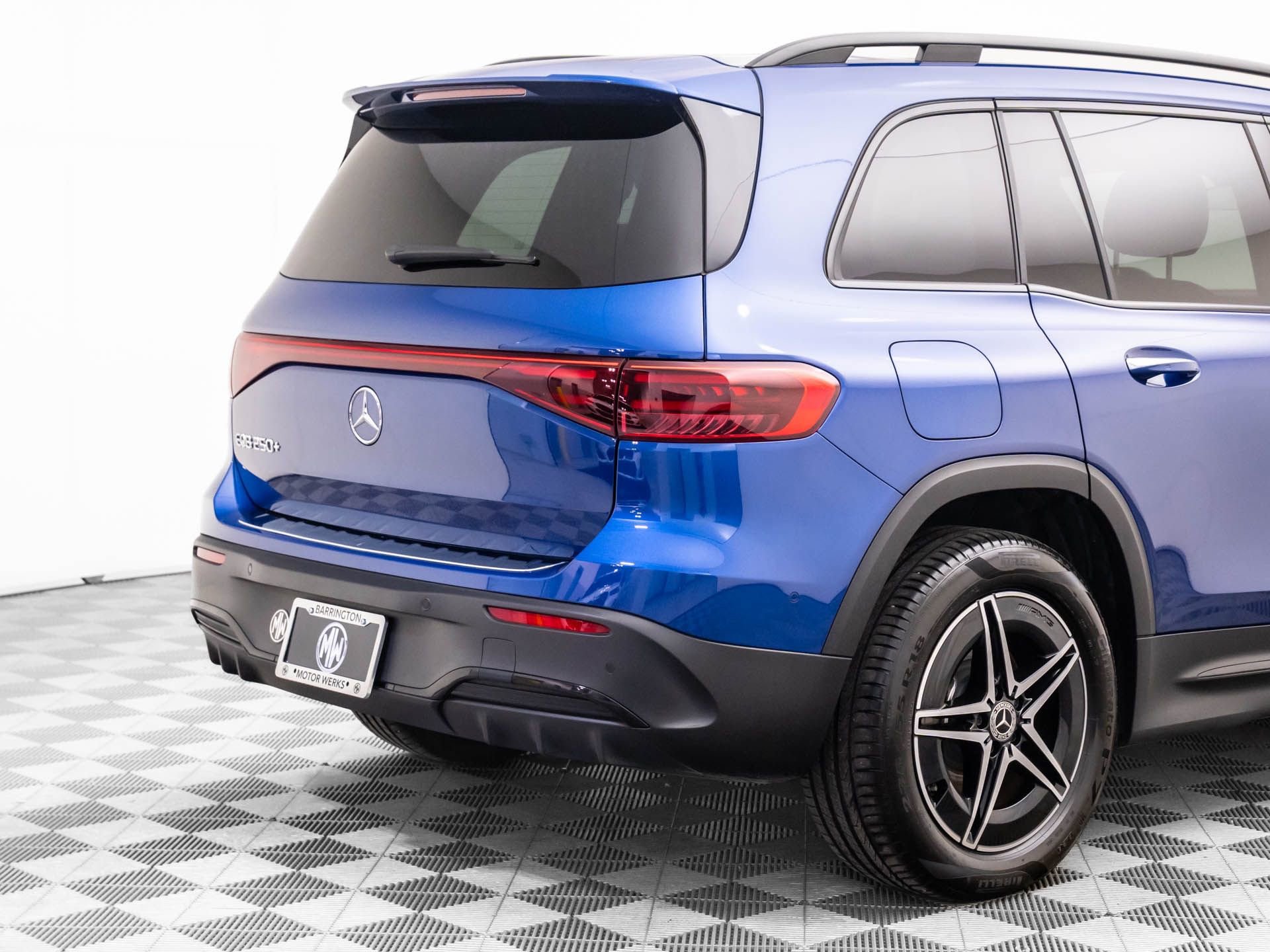 Certified 2024 Mercedes-Benz EQB 250+ image 33