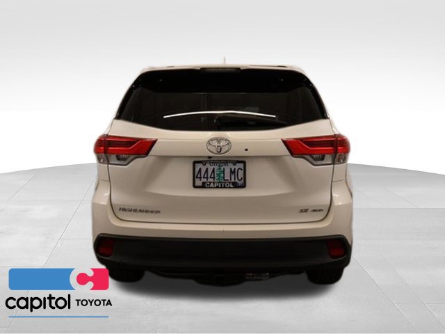 Certified 2018 Toyota Highlander SE AWD/4WD image 3