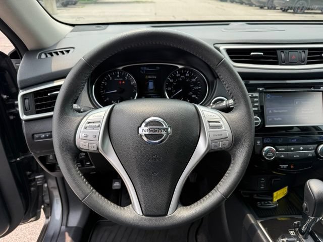 Used 2016 Nissan Rogue SL w/ SL Premium Package AWD/4WD image 18