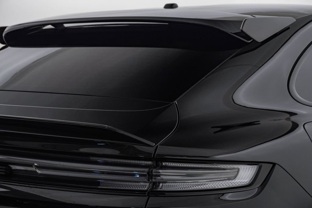 Certified 2025 Porsche Cayenne Turbo GT AWD/4WD image 12