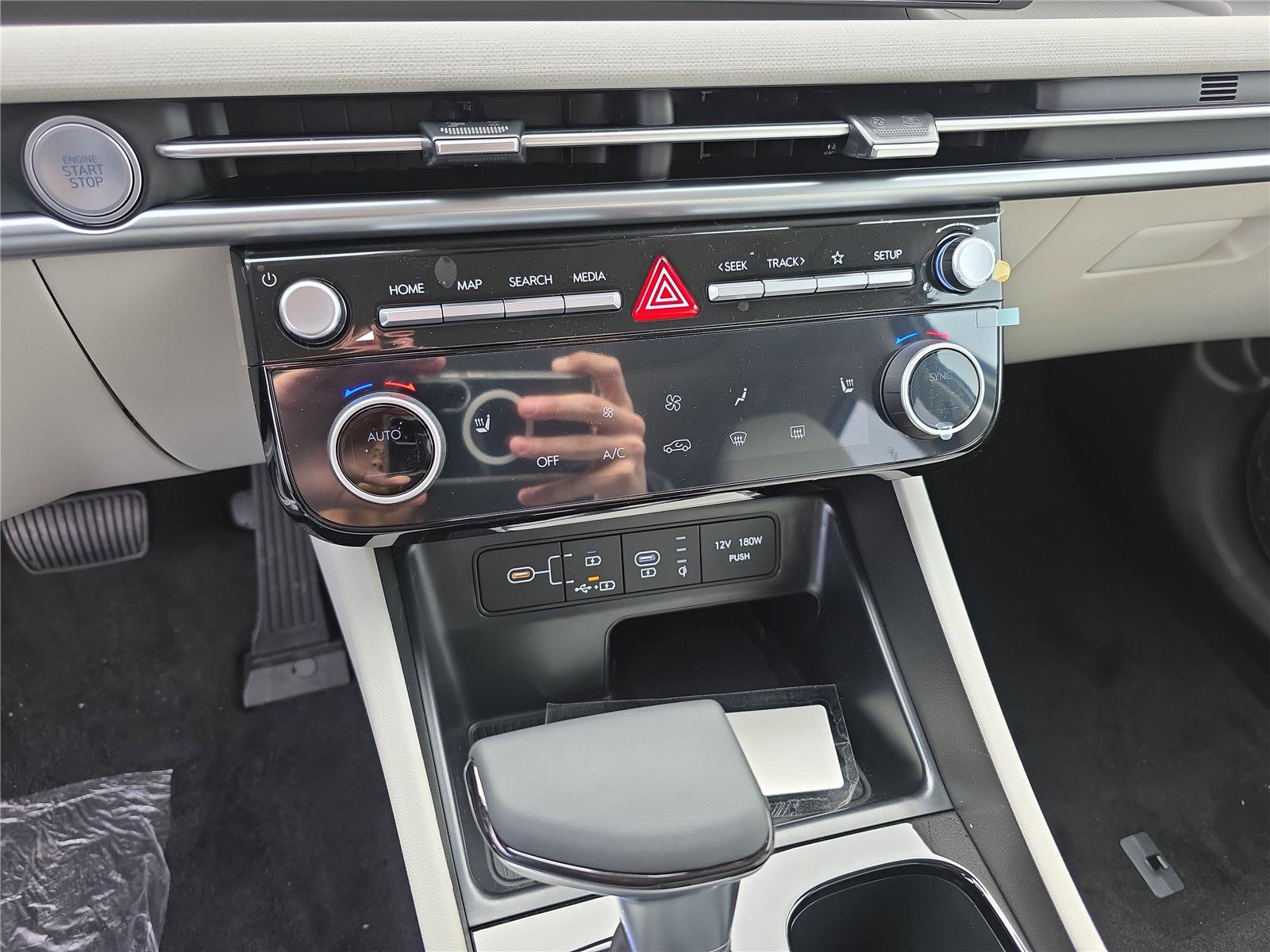 New 2026 Hyundai Tucson SEL image 17