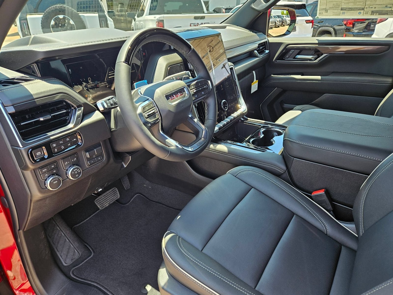 New 2026 GMC Yukon Elevation w/ Elevation Premium Package AWD/4WD image 10