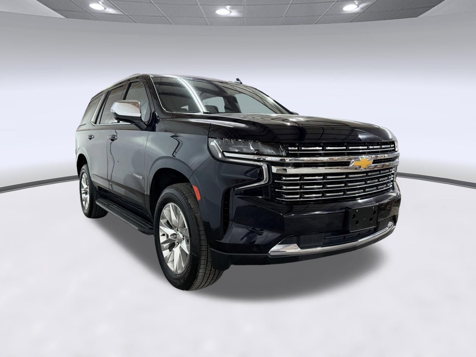 Used 2023 Chevrolet Tahoe Premier AWD/4WD image 34