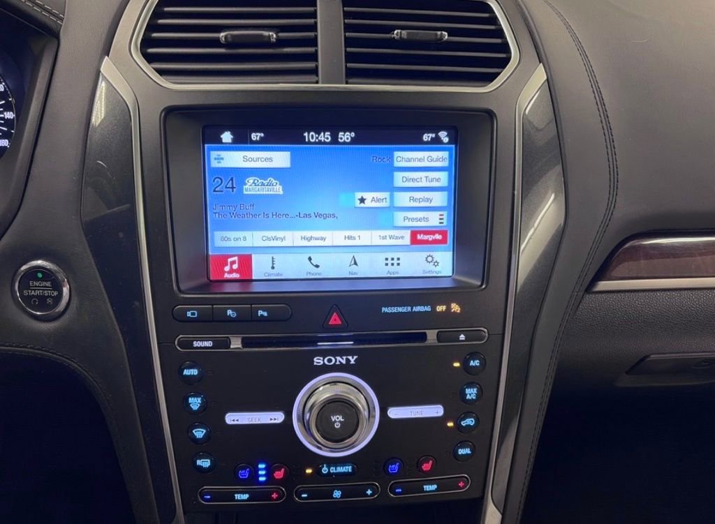 Used 2018 Ford Explorer Platinum AWD/4WD image 18