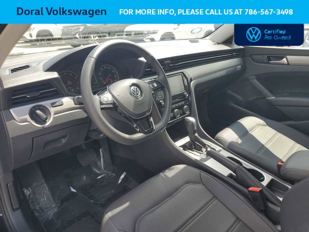 Used 2022 Volkswagen Passat 2.0T SE FWD image 18