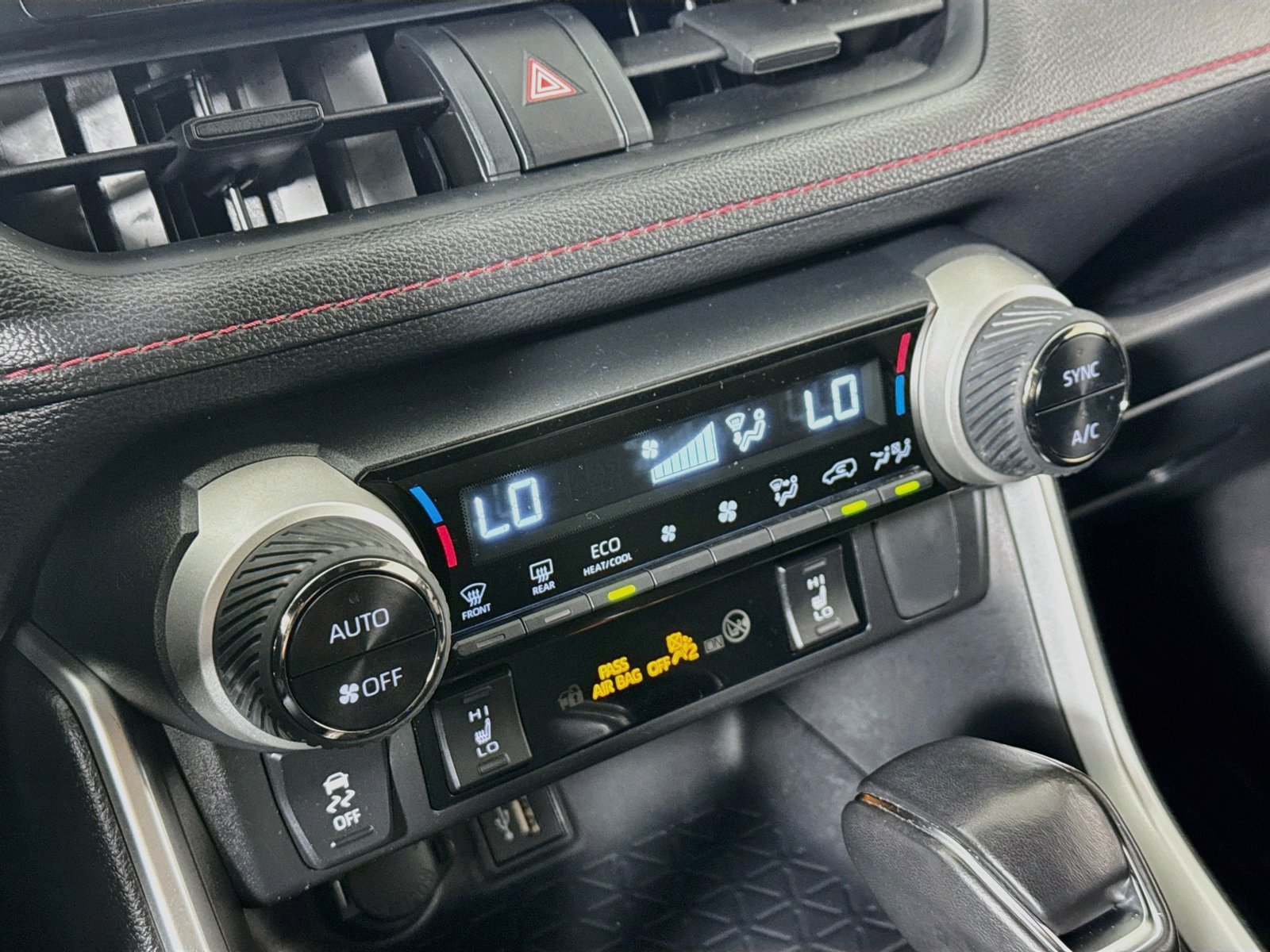 Used 2023 Toyota RAV4 SE w/ Weather & Moonroof Package AWD/4WD image 16