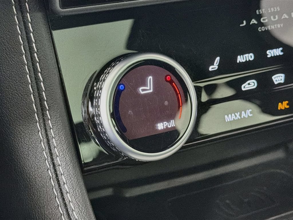 Certified 2025 Jaguar F-PACE R-Dynamic S AWD/4WD image 21