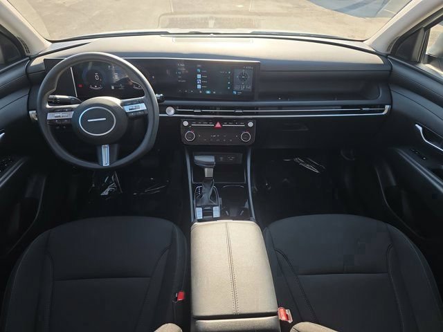 Used 2026 Hyundai Tucson SEL Plus FWD image 17