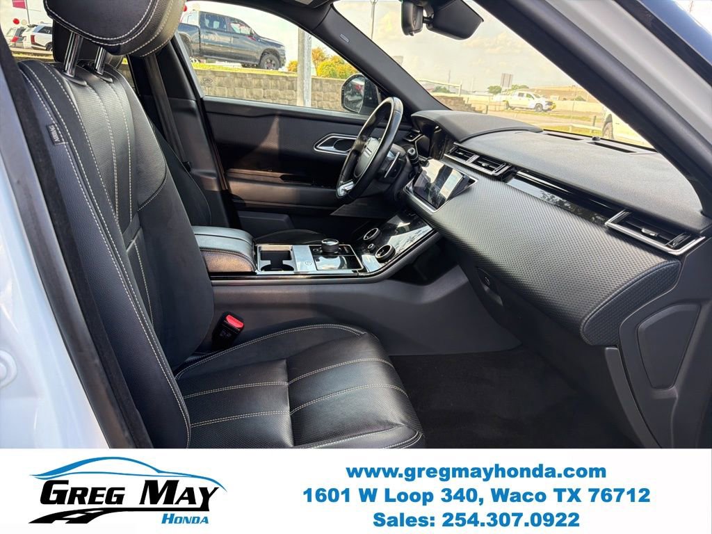 Used 2019 Land Rover Range Rover Velar R-Dynamic SE image 30