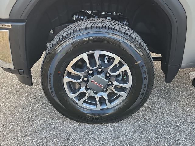 New 2026 GMC Sierra 3500 SLT w/ SLT Convenience Package image 6