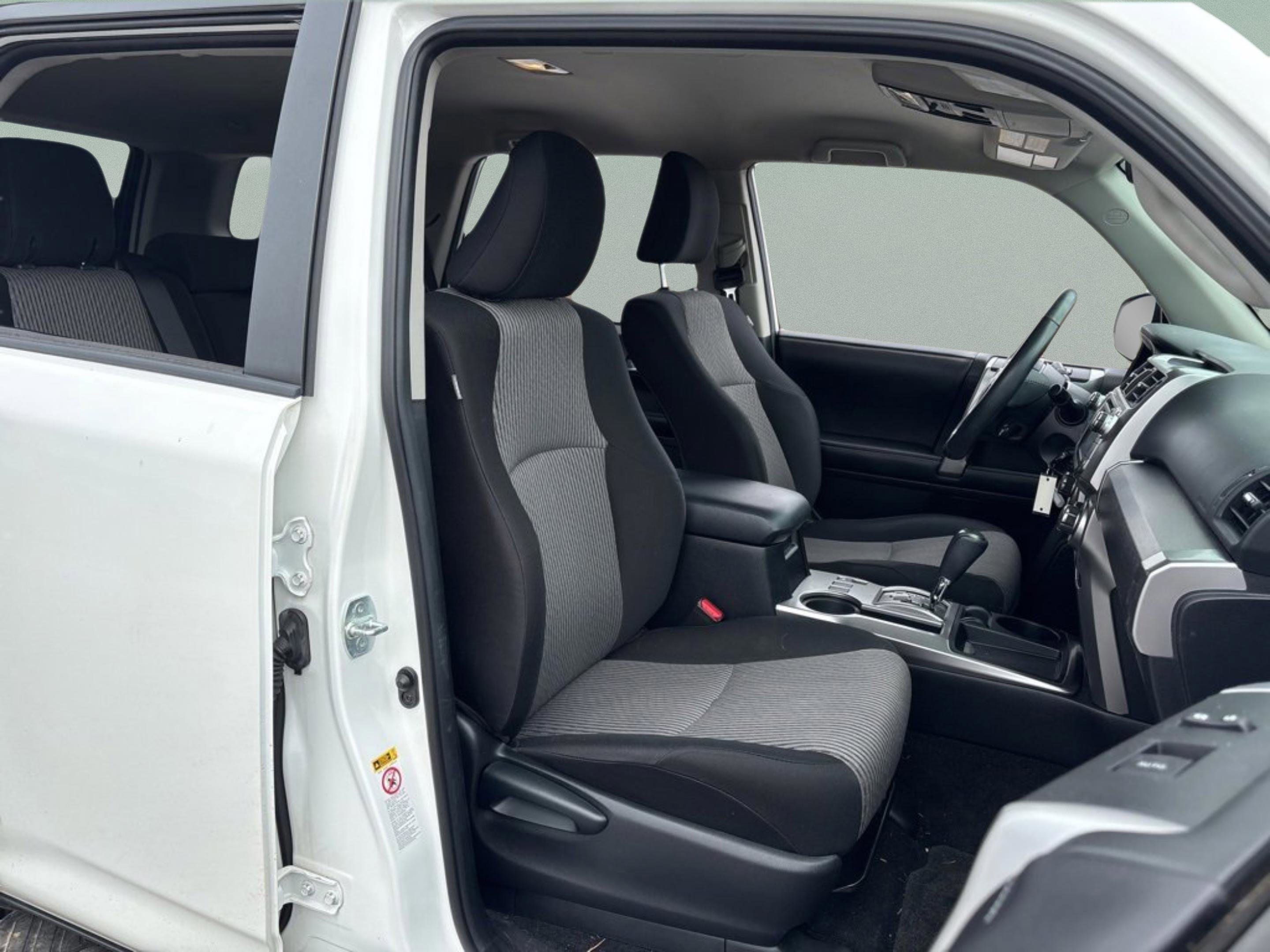 Used 2018 Toyota 4Runner SR5 image 37