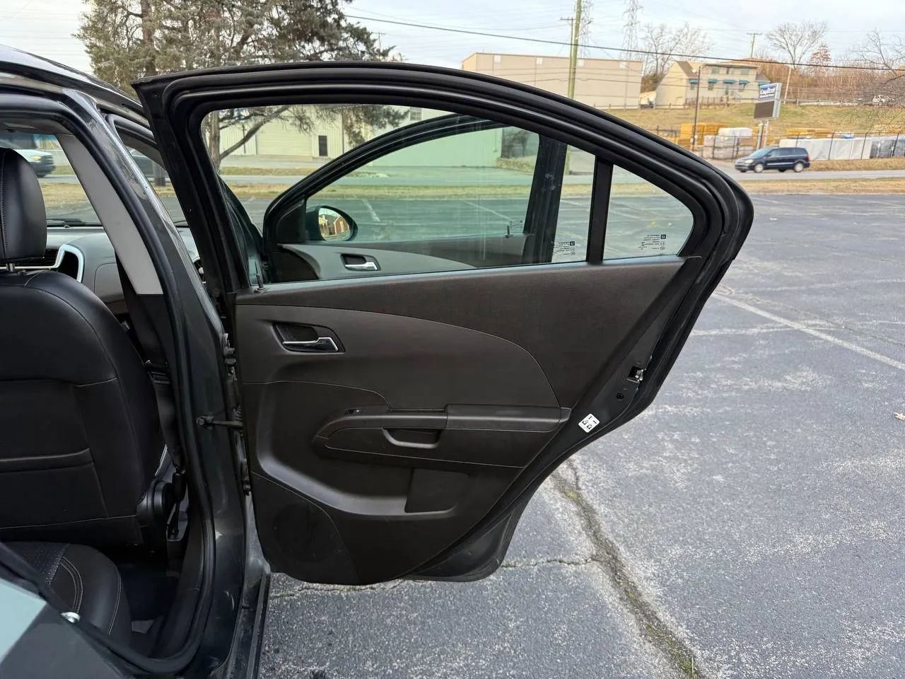 Used 2019 Chevrolet Sonic Premier FWD image 15