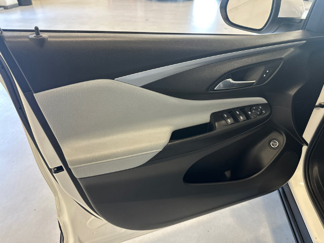 Used 2024 Buick Envista Preferred w/ Convenience I Package FWD image 25