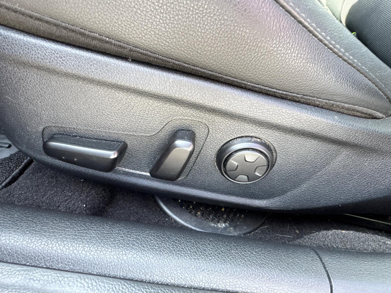 Used 2019 Kia Stinger Premium image 10