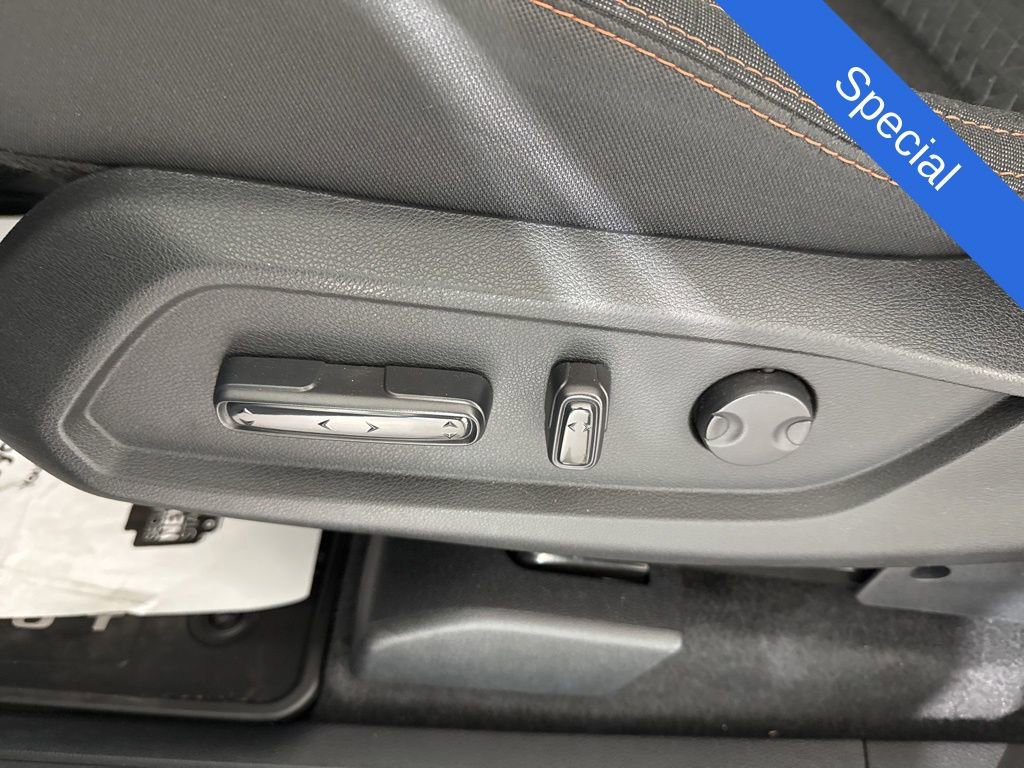 Used 2025 Honda Pilot Sport image 18