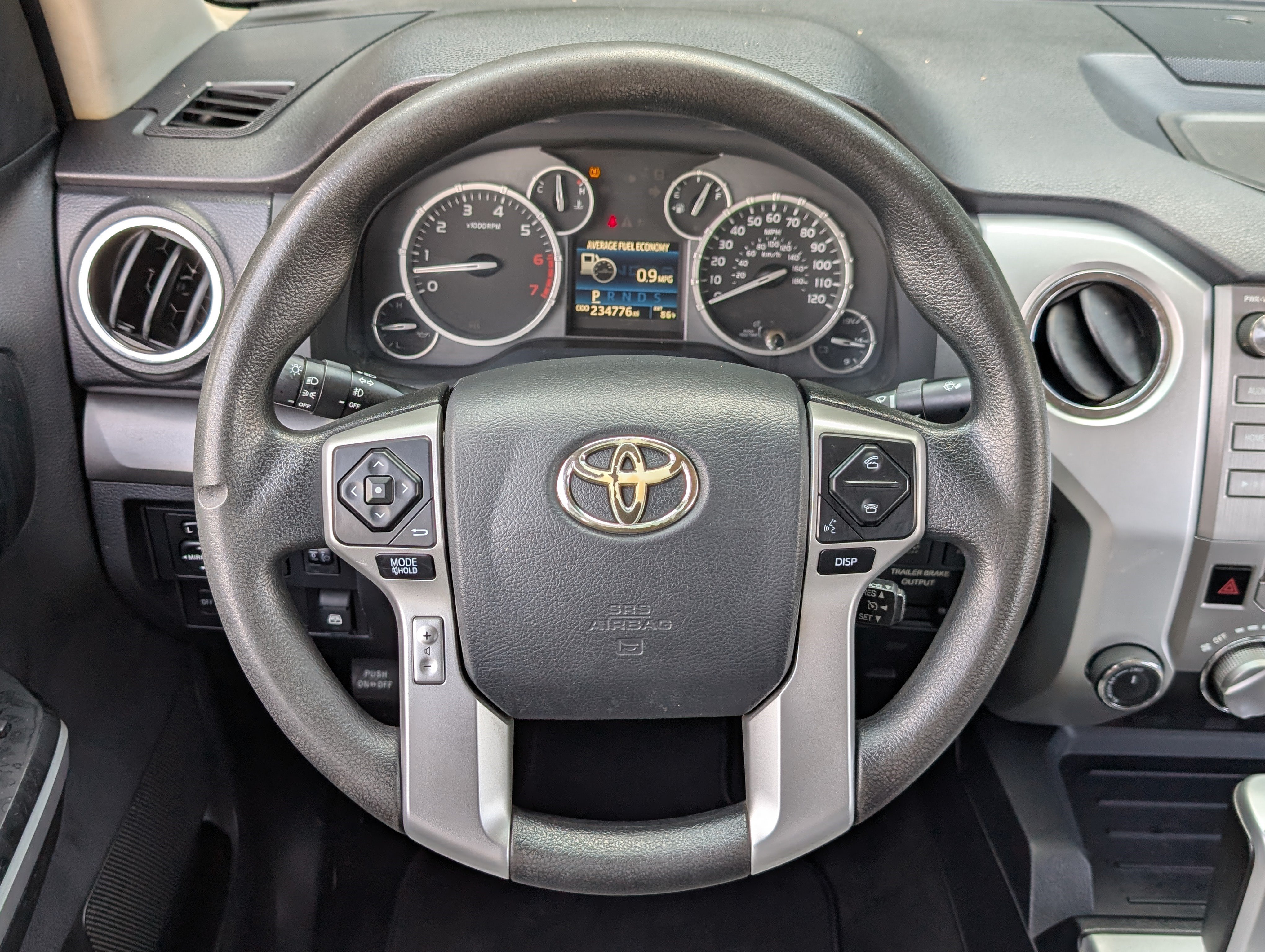 Used 2016 Toyota Tundra SR5 w/ SR5 Upgrade Package AWD/4WD image 23
