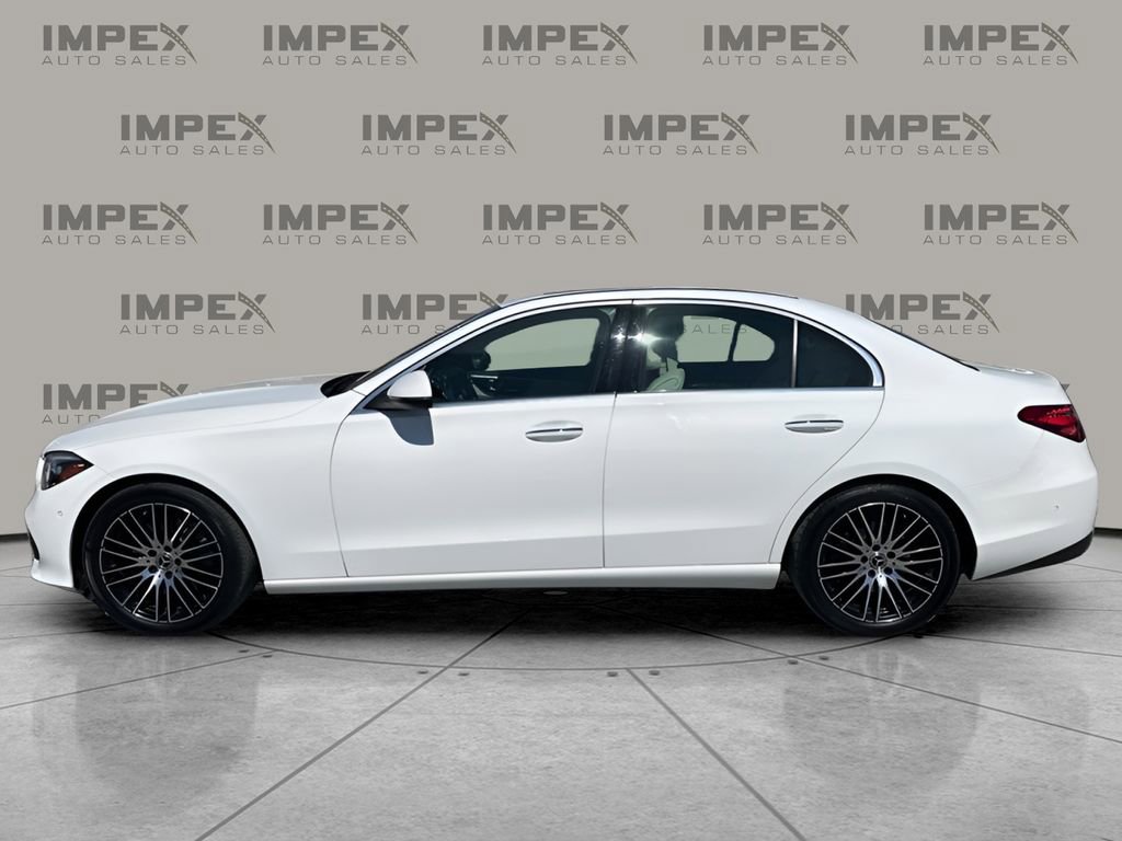 Used 2025 Mercedes-Benz C 300 4MATIC Sedan image 2