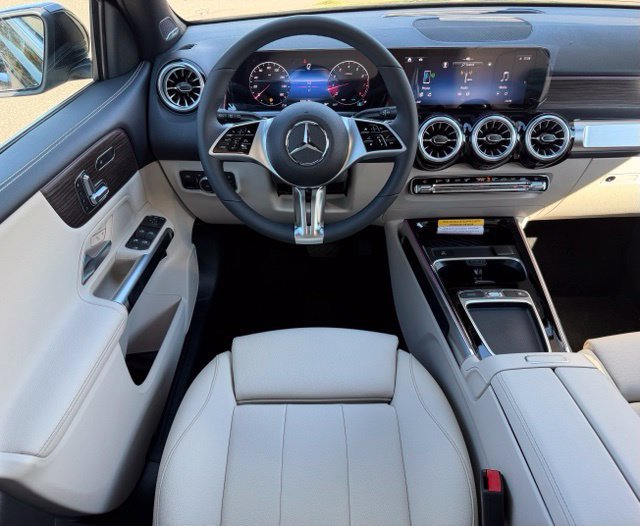New 2026 Mercedes-Benz GLB 250 4MATIC image 12