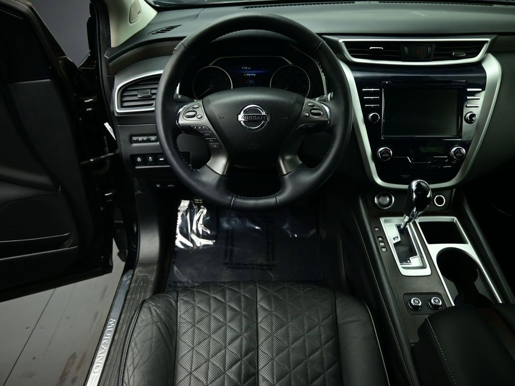 Used 2020 Nissan Murano Platinum image 2