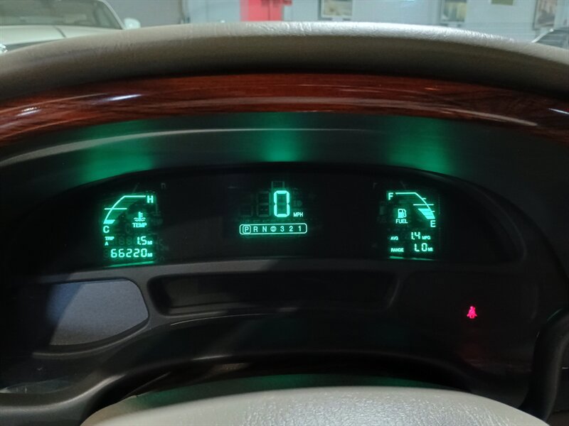 Used 2001 Cadillac De Ville FWD image 35