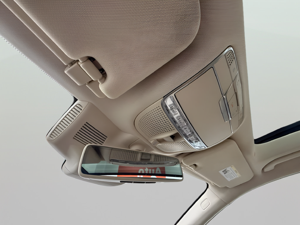 Used 2019 Mercedes-Benz S 560 Sedan image 26
