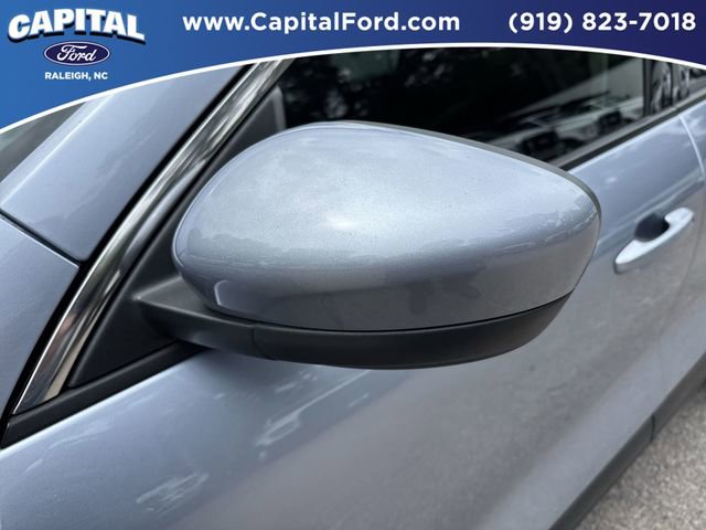 Certified 2022 Ford Escape SEL FWD image 12