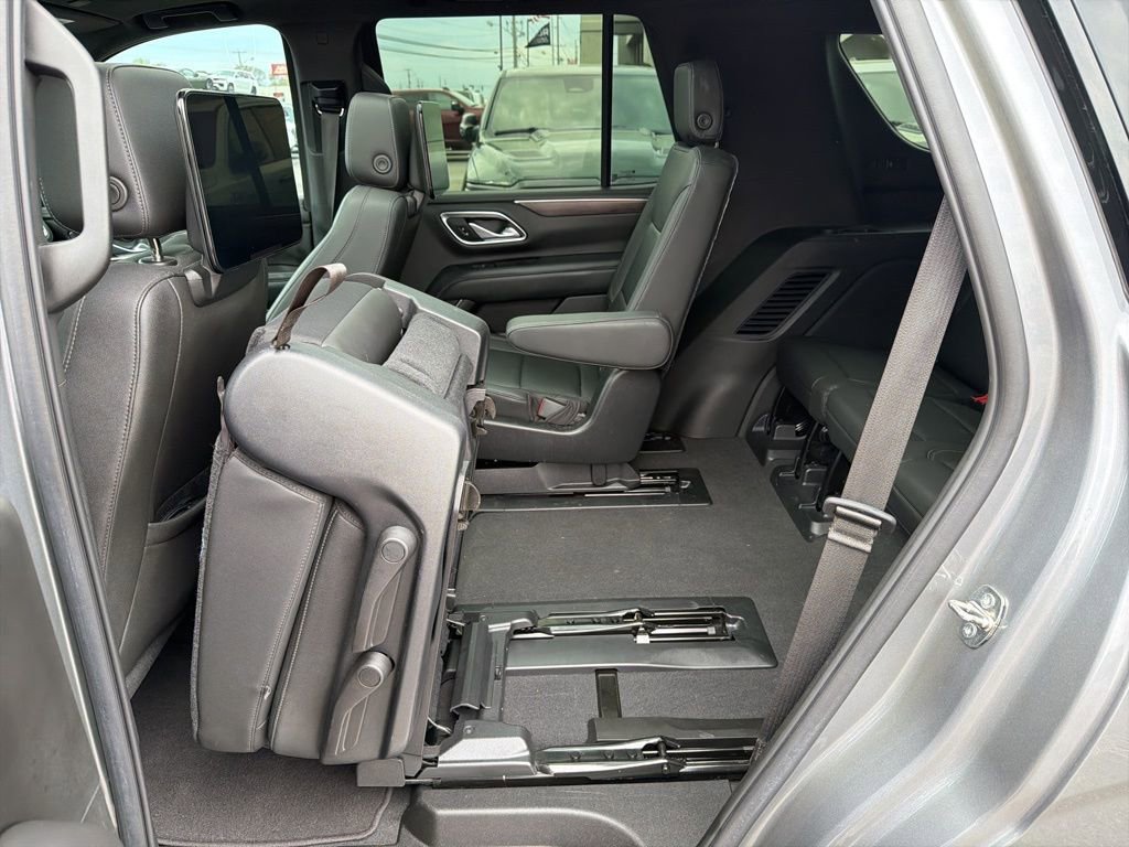 Used 2021 Chevrolet Tahoe Z71 w/ Rear Media and Nav Package AWD/4WD image 26