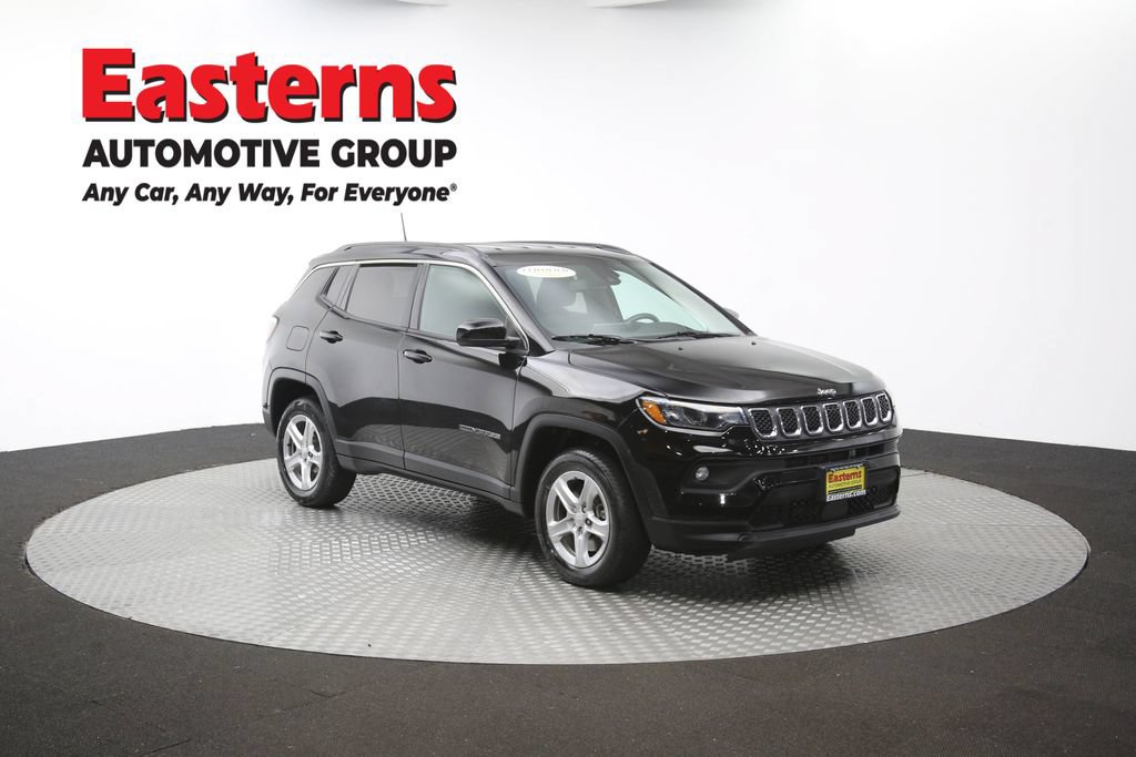 Used 2023 Jeep Compass Latitude AWD/4WD image 55