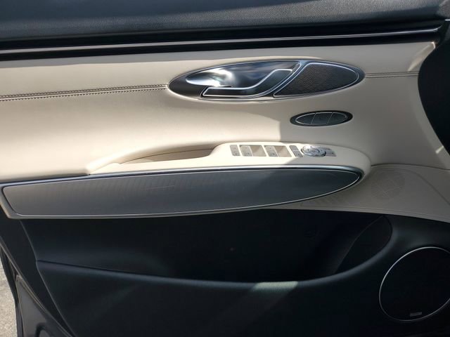 Used 2022 Genesis GV70 2.5T w/ Select Package image 23