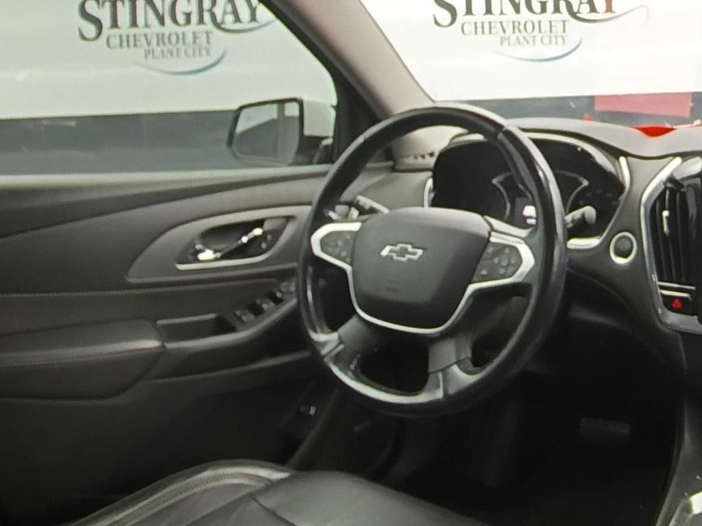 Used 2020 Chevrolet Traverse RS AWD/4WD image 16
