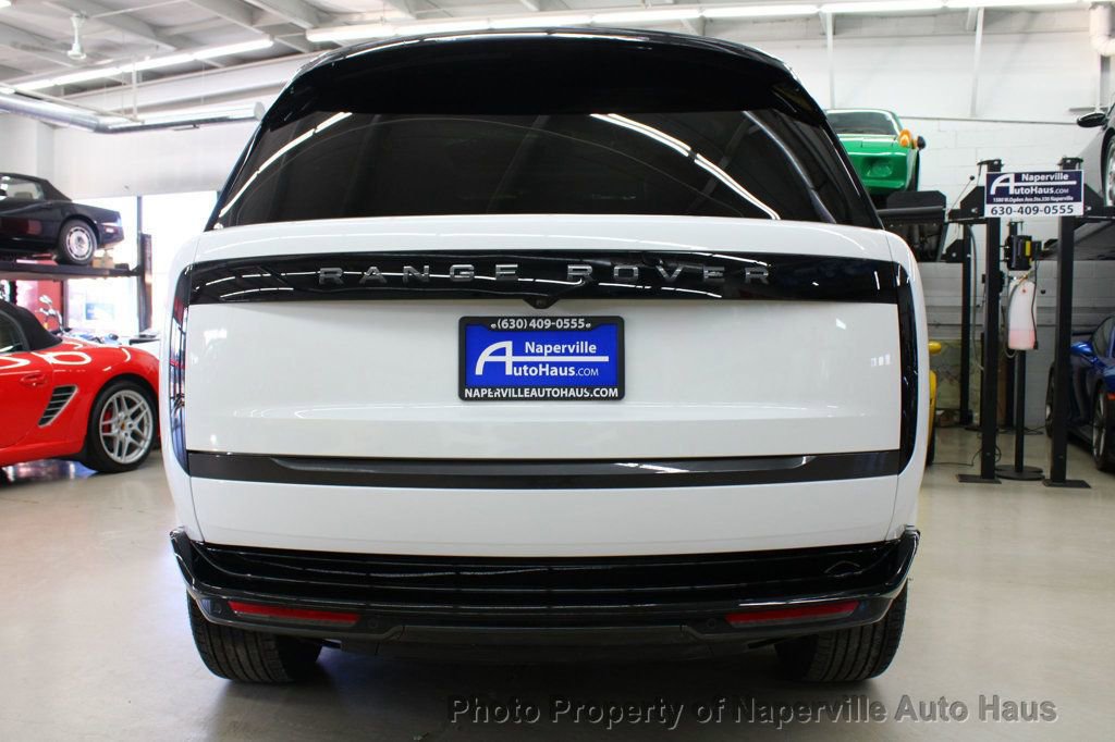 Used 2024 Land Rover Range Rover SE image 6