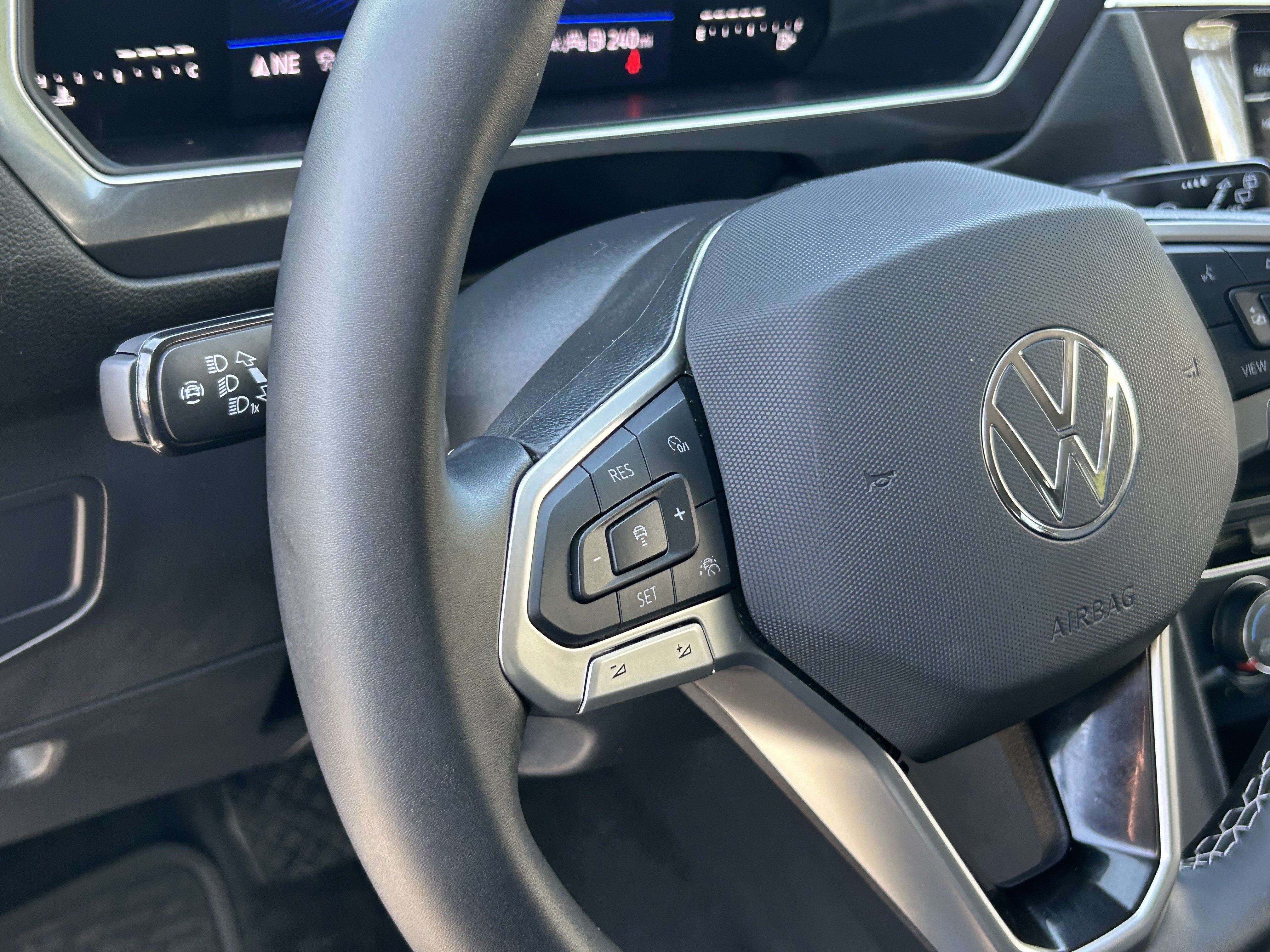 Used 2024 Volkswagen Tiguan S FWD image 26