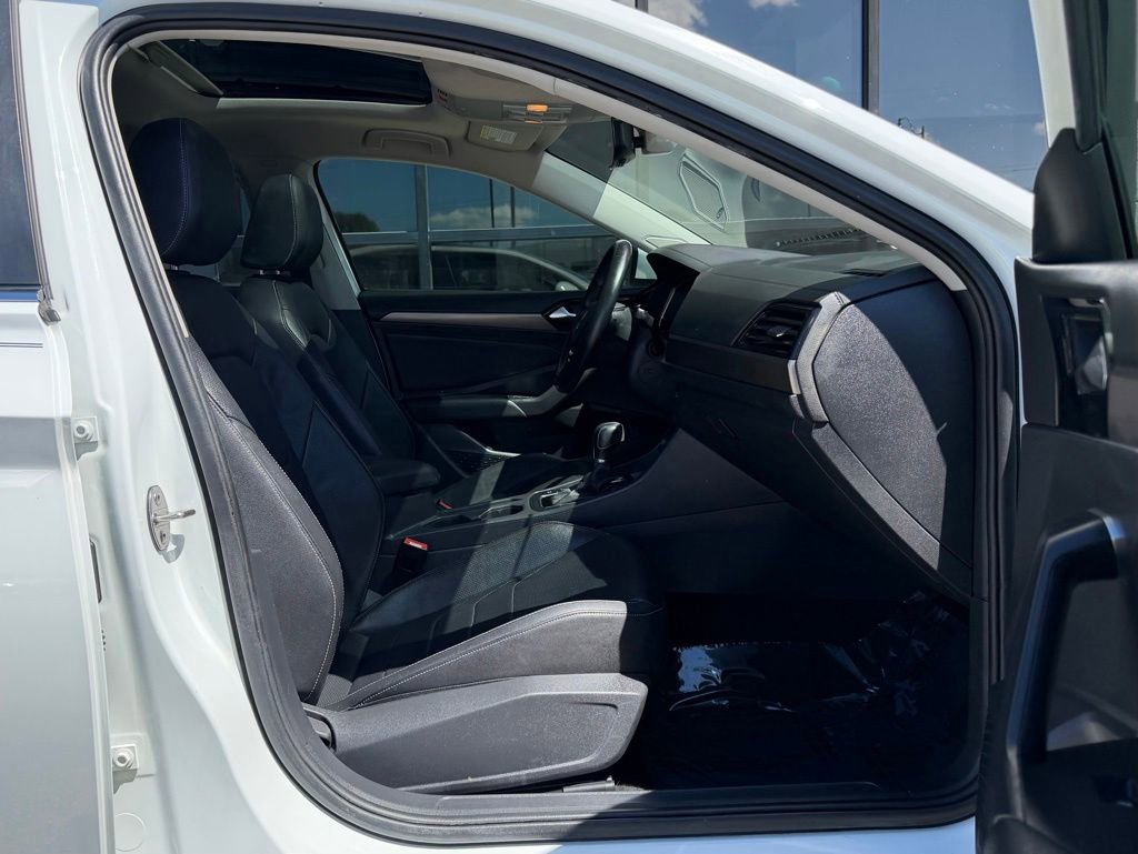 Used 2019 Volkswagen Jetta SEL Premium FWD image 25