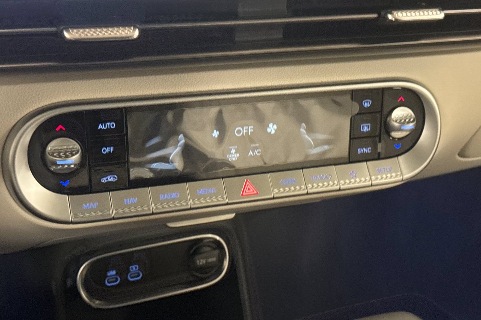 New 2026 Genesis GV60 RWD image 21