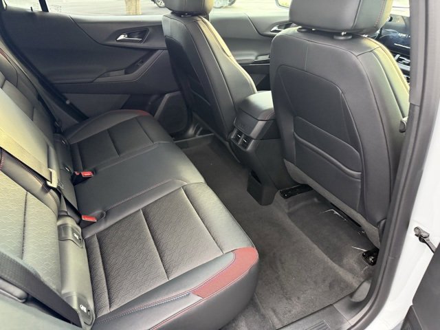 New 2026 Chevrolet Equinox RS w/ LPO, Floor Liner Package image 10