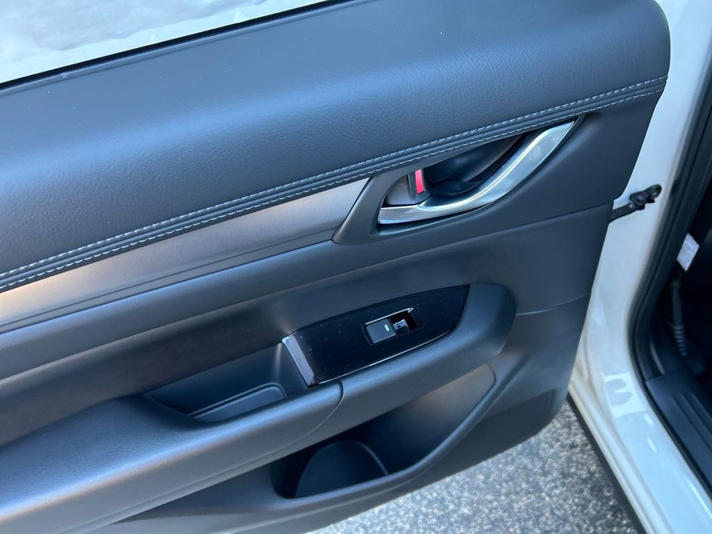 New 2025 MAZDA CX-5 AWD 2.5 S w/ Preferred Package image 24