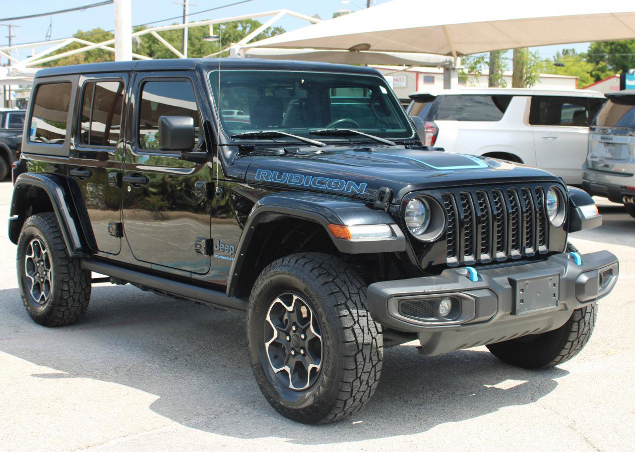 Used 2023 Jeep Wrangler Unlimited Rubicon 4xe w/ Cold Weather Group AWD/4WD image 2