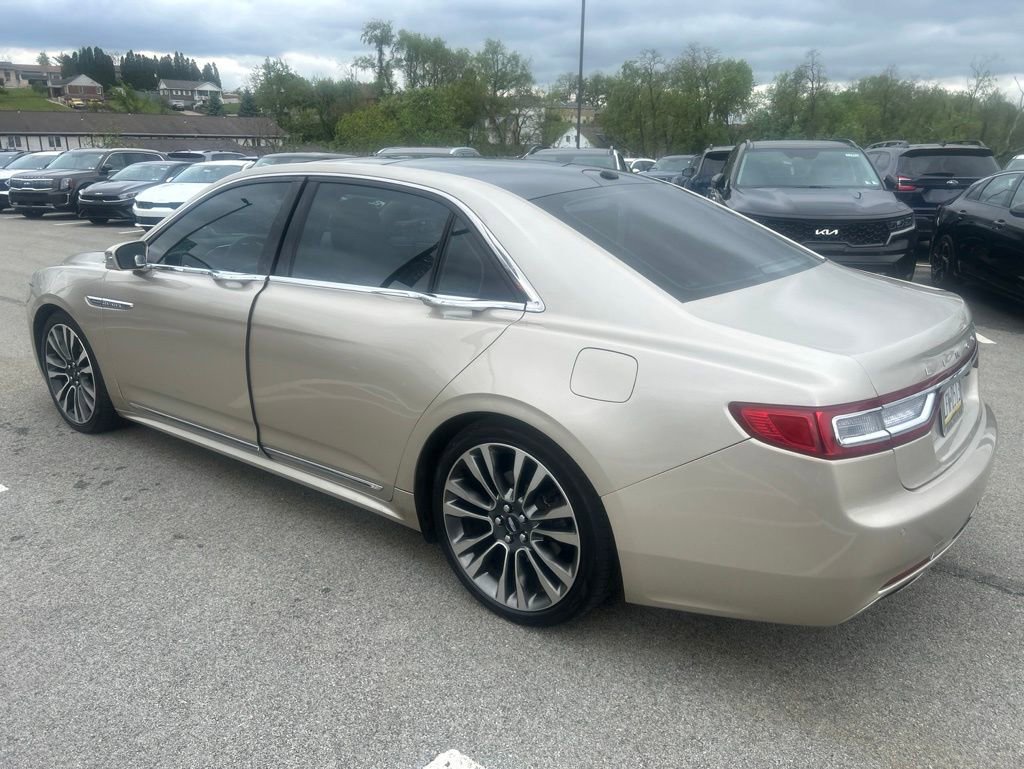 Used 2017 Lincoln Continental Reserve w/ Climate Package FWD image 9